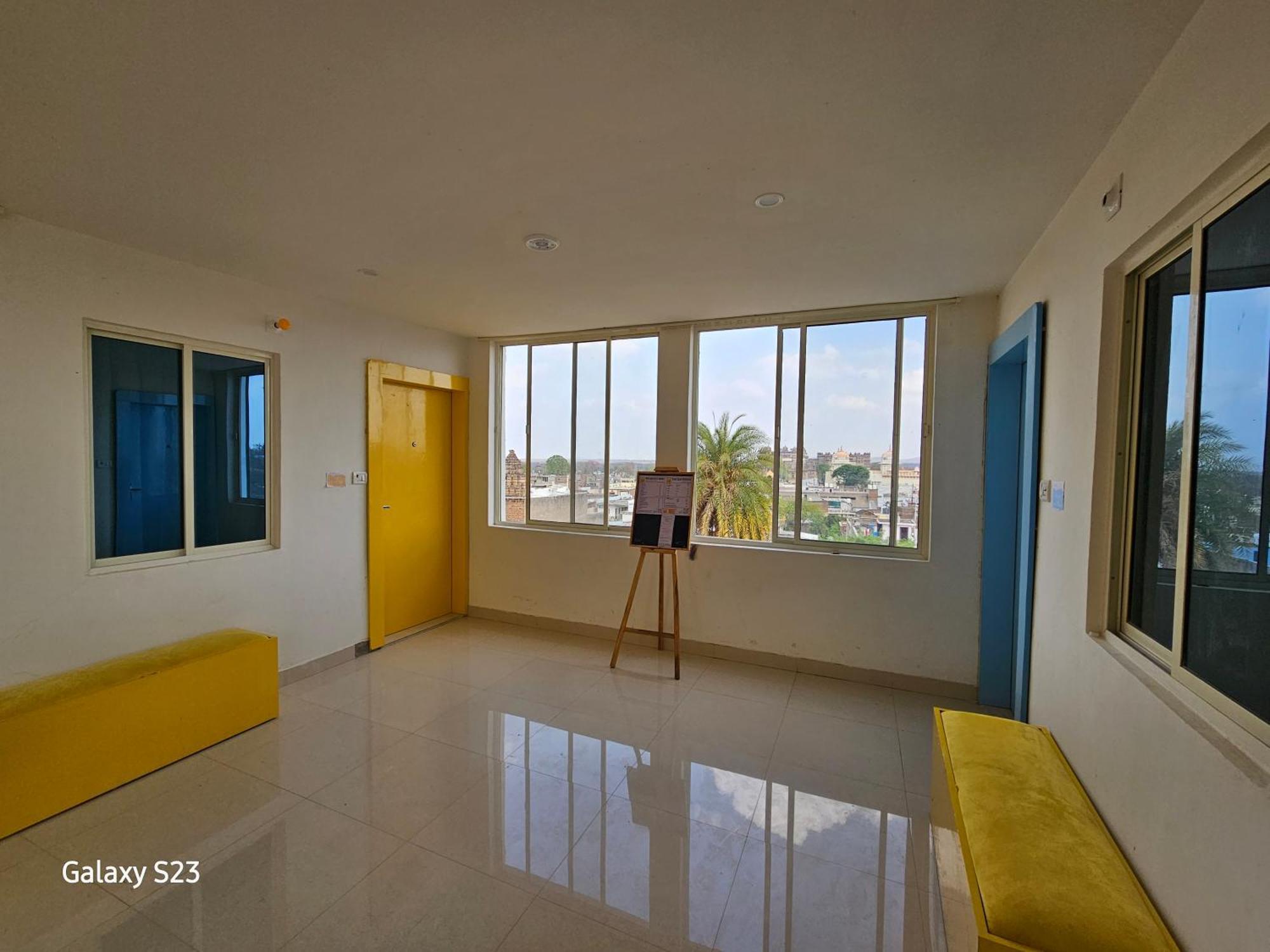 אורצ'ה Hotel Sunset מראה חיצוני תמונה