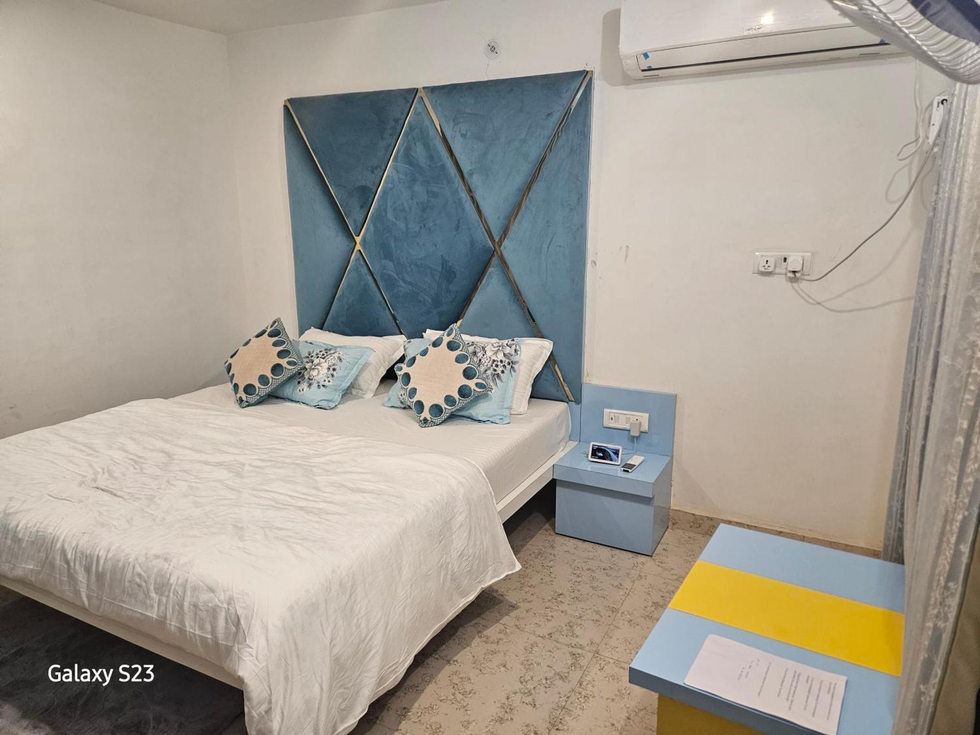אורצ'ה Hotel Sunset מראה חיצוני תמונה