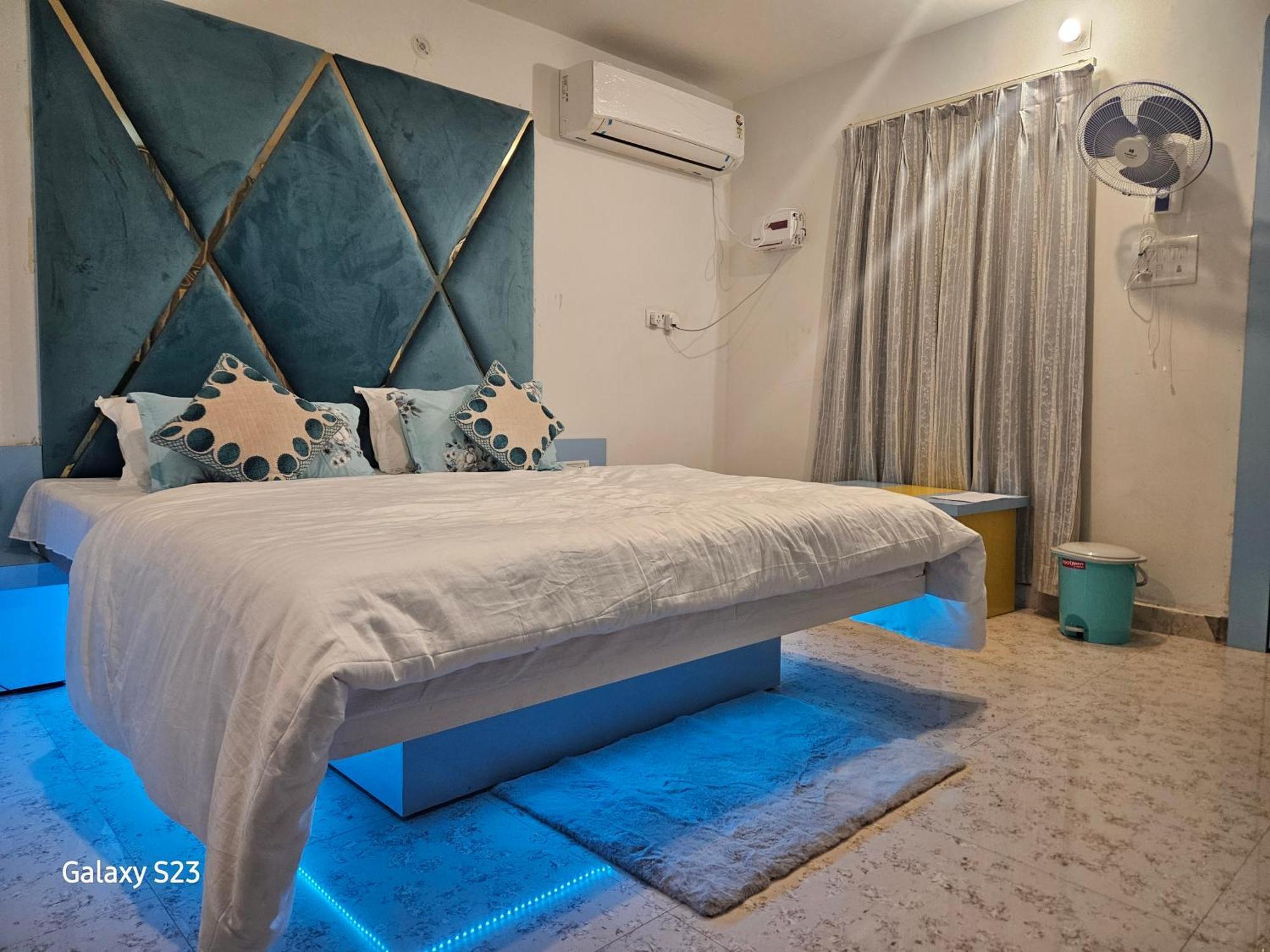 אורצ'ה Hotel Sunset מראה חיצוני תמונה