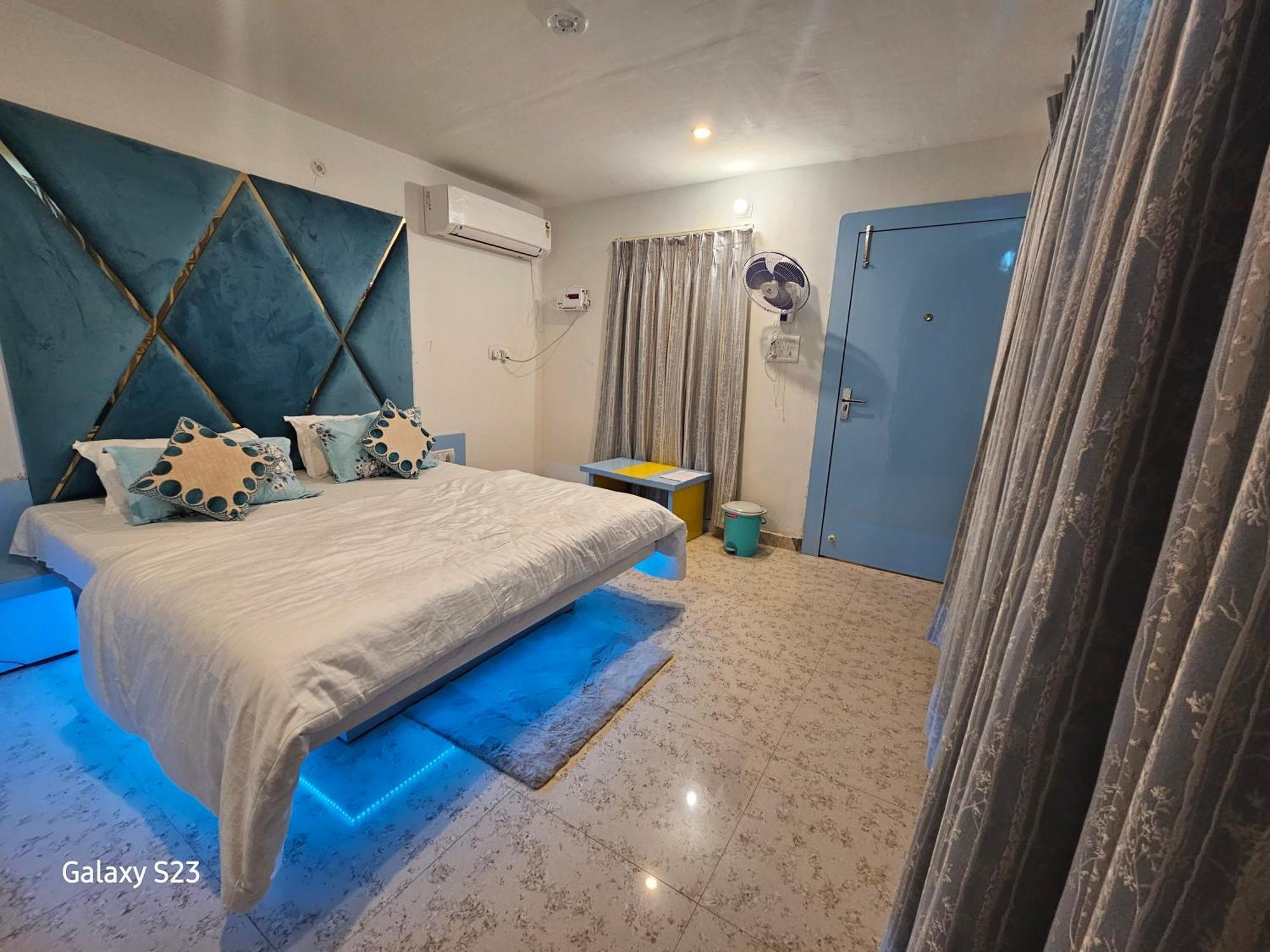 אורצ'ה Hotel Sunset מראה חיצוני תמונה