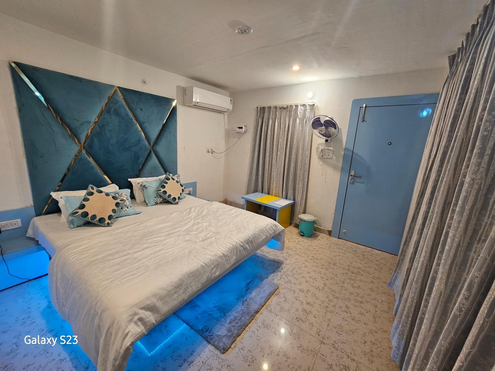 אורצ'ה Hotel Sunset מראה חיצוני תמונה