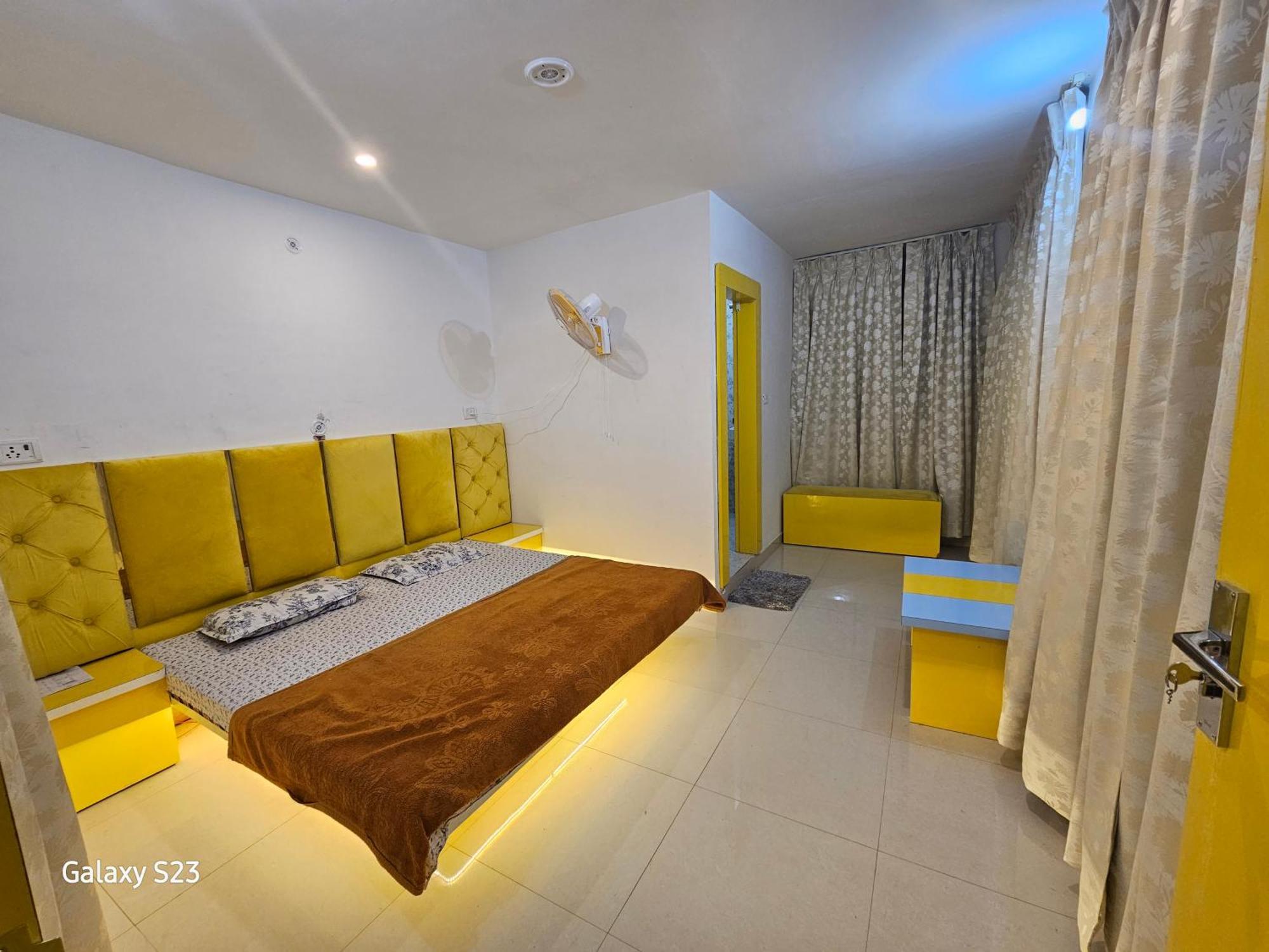 אורצ'ה Hotel Sunset מראה חיצוני תמונה