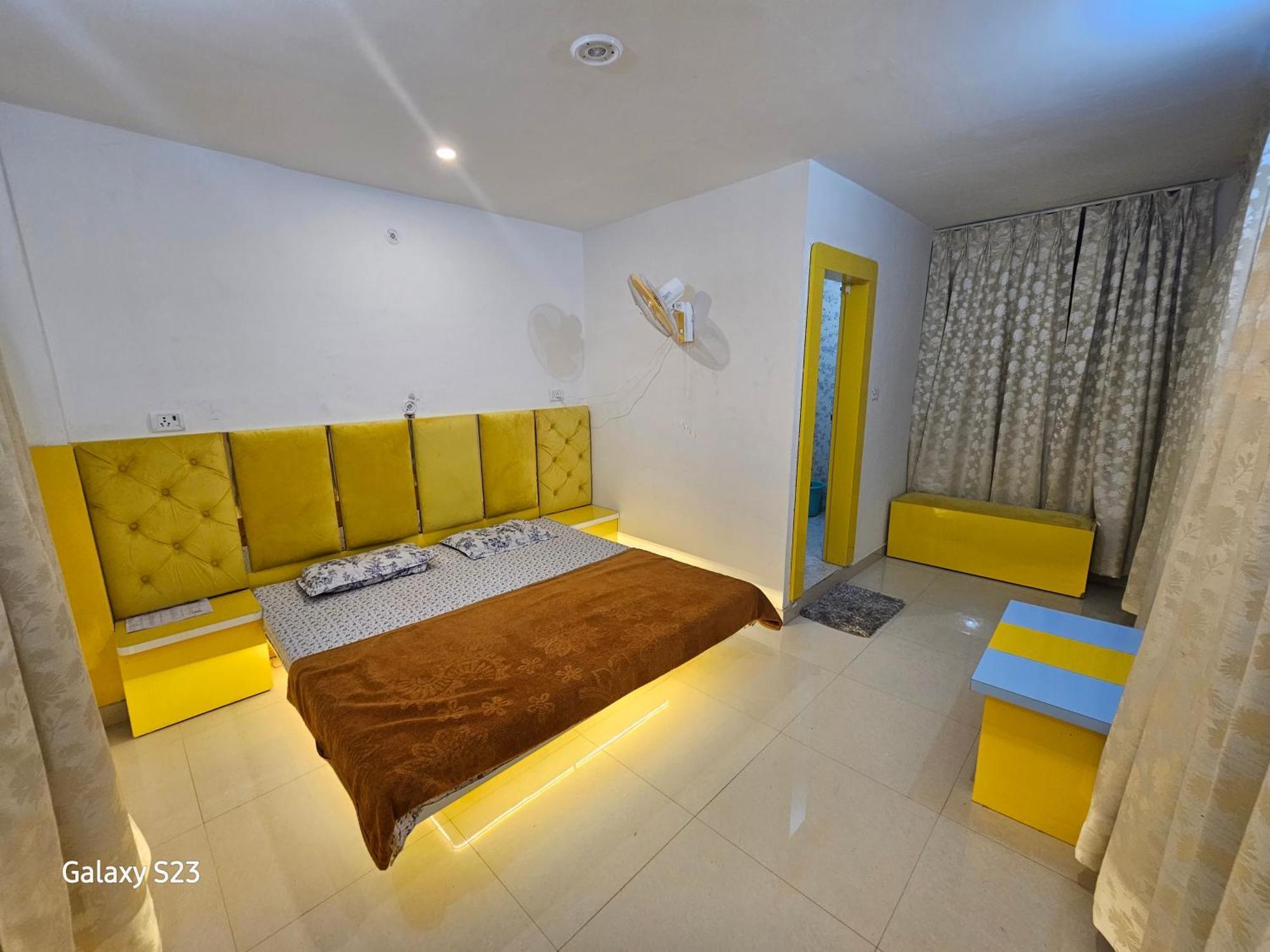 אורצ'ה Hotel Sunset מראה חיצוני תמונה